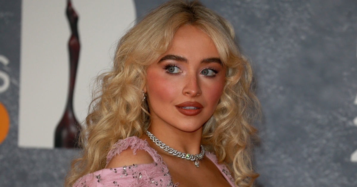 Sabrina Carpenter verurteilt die „böse“ Verwendung ihrer Musik in einem ...