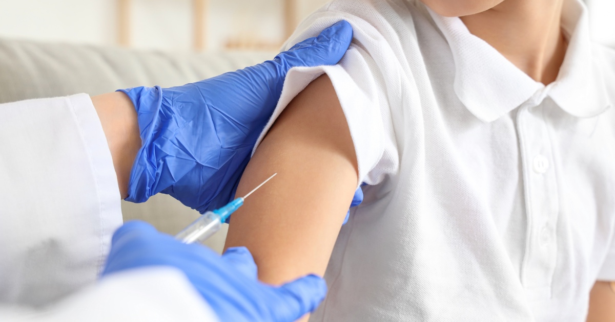 US recommends fewer childhood vaccines in major shift
