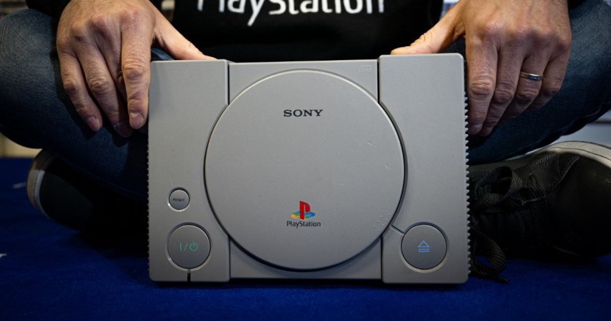 Sony to stop releasing PlayStation games on discs