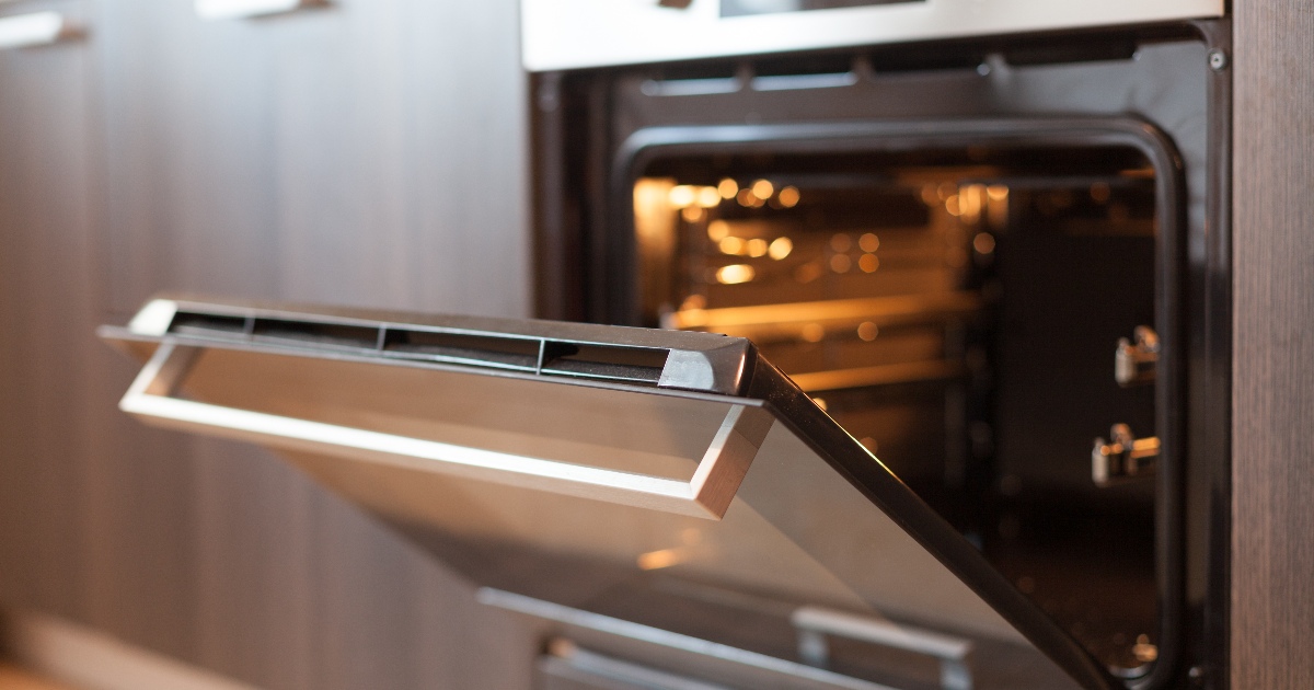 Baby dies after mother puts her inside oven, mistaking it for a crib ...
