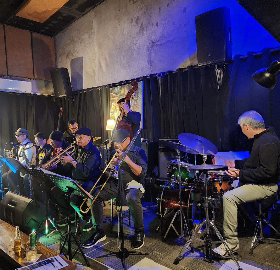 Tago jazz cafe
