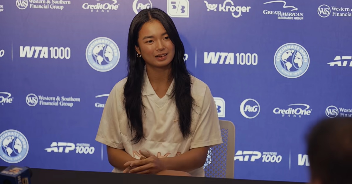 Alex Eala bleibt trotz der Vergleiche mit Manny Pacquiao bescheiden: „Ich ...