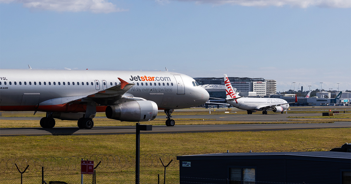 'Near collision' at Sydney Airport triggers investigation