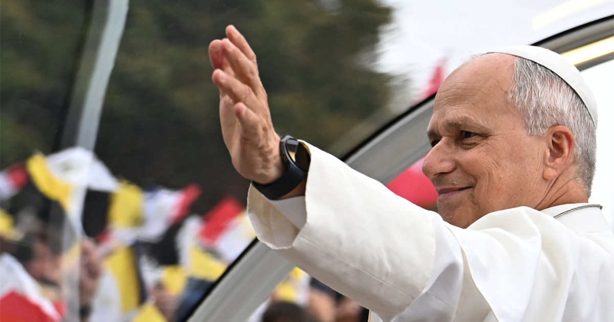 Pope Leo draws 800,000 people to central Paris for open-air Mass on iconic ...