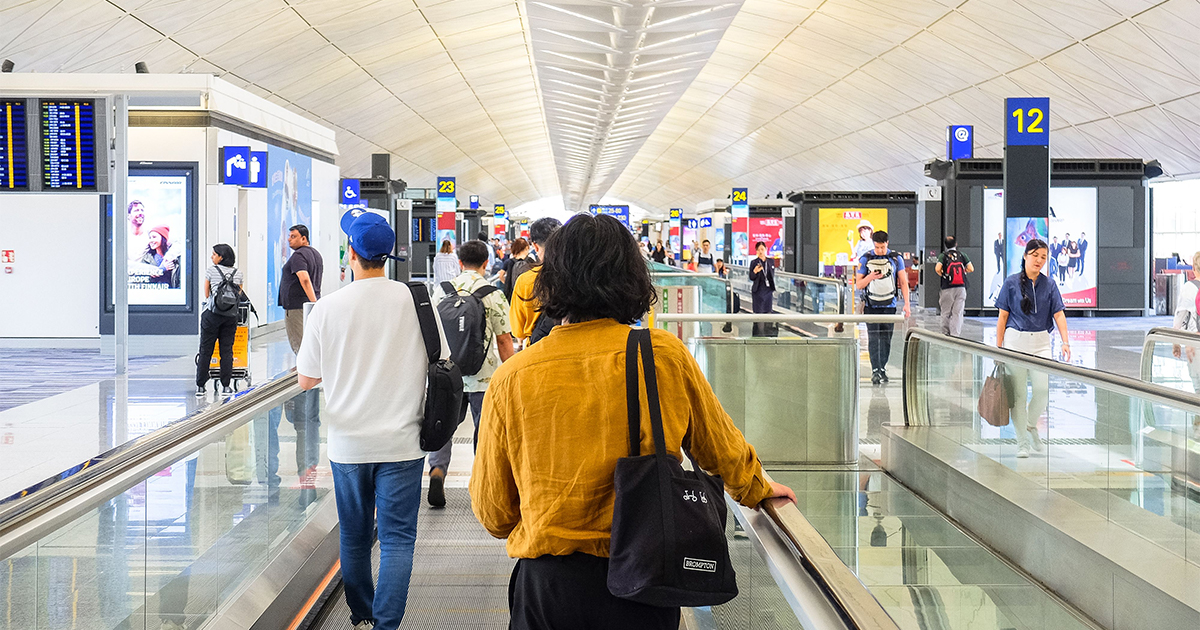 Airports, travel etiquette, and a little common sense