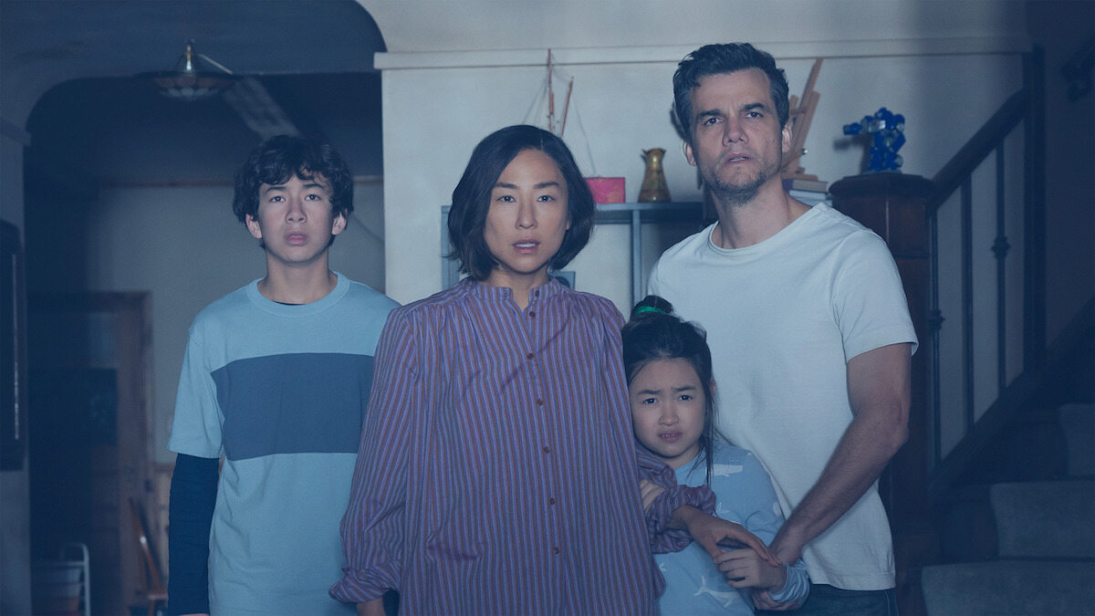 Netflix puts man inside billboard to promote new thriller 'The Last ...